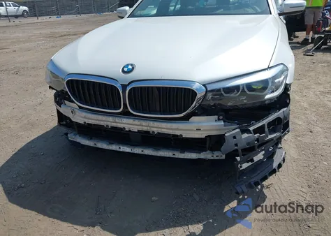 2019 BMW 530I xDrive z USA, uszkodzony, nr VIN WBAJA7C56KG910678